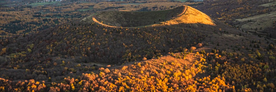 PHOTO AERIENNE - Le puys de Pariou - Puy-de-Dôme - Auvergne - Les Regards de Francis Debaisieux - 0101